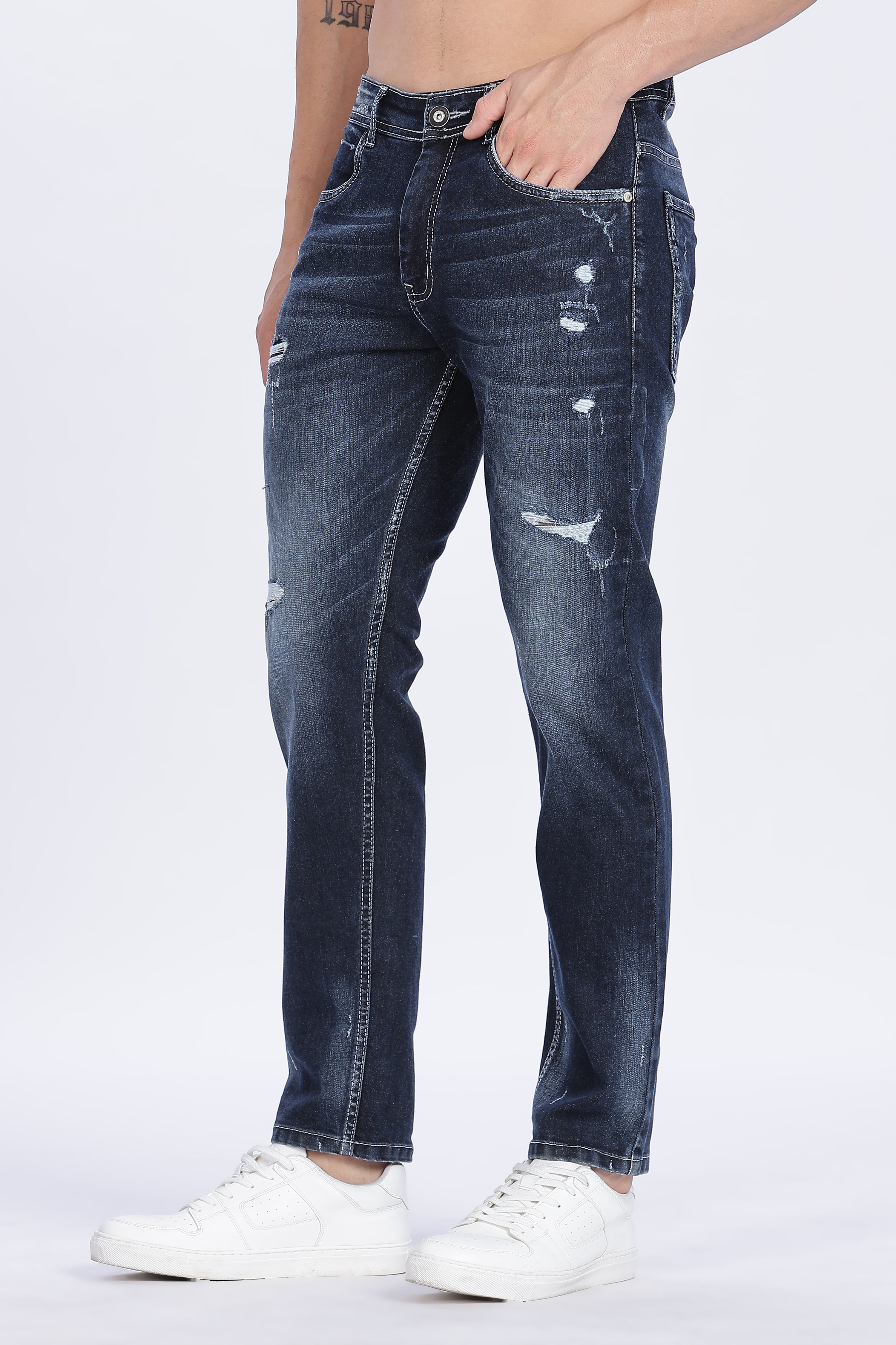 Color Hunt Men's Dark Blue Ripped Regular Fit Denim Jeans
