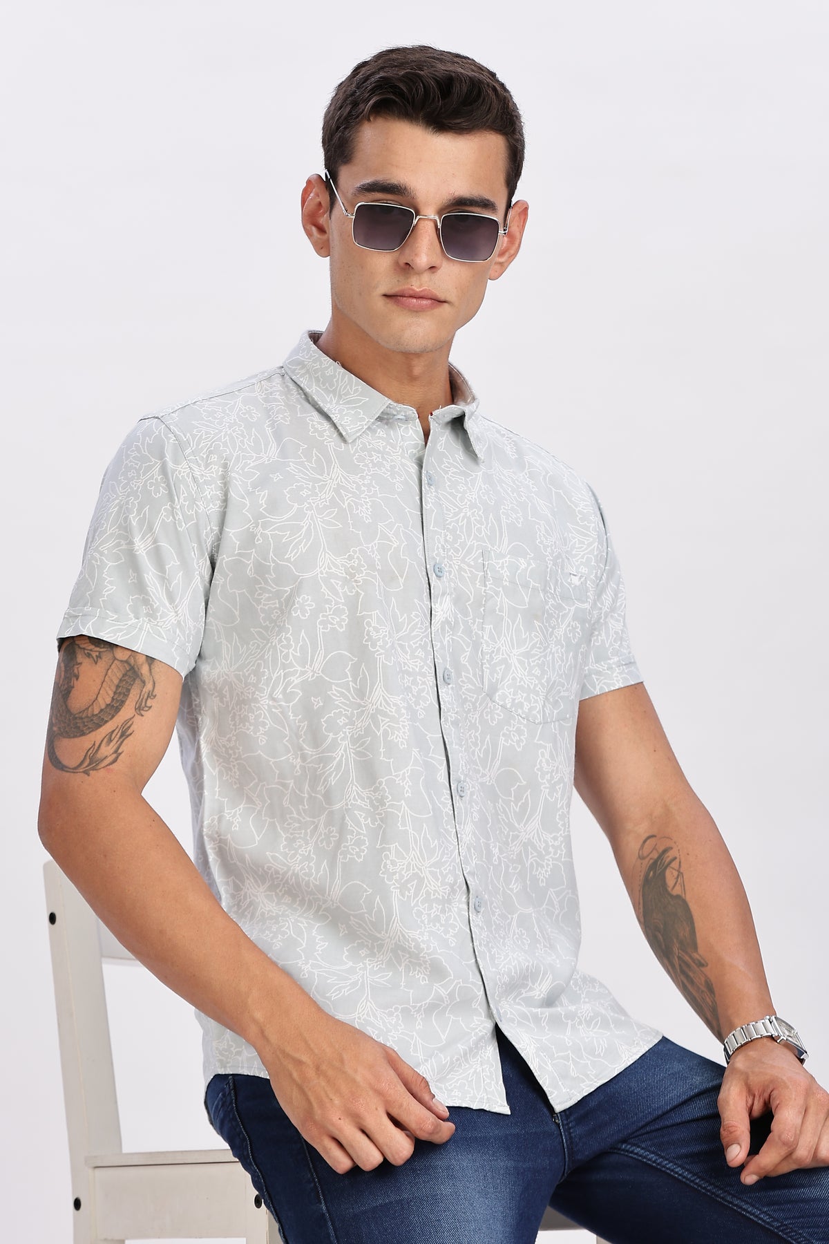 Color Hunt Men's Grey Half Sleeve Rayon Shirt - Regular Fit