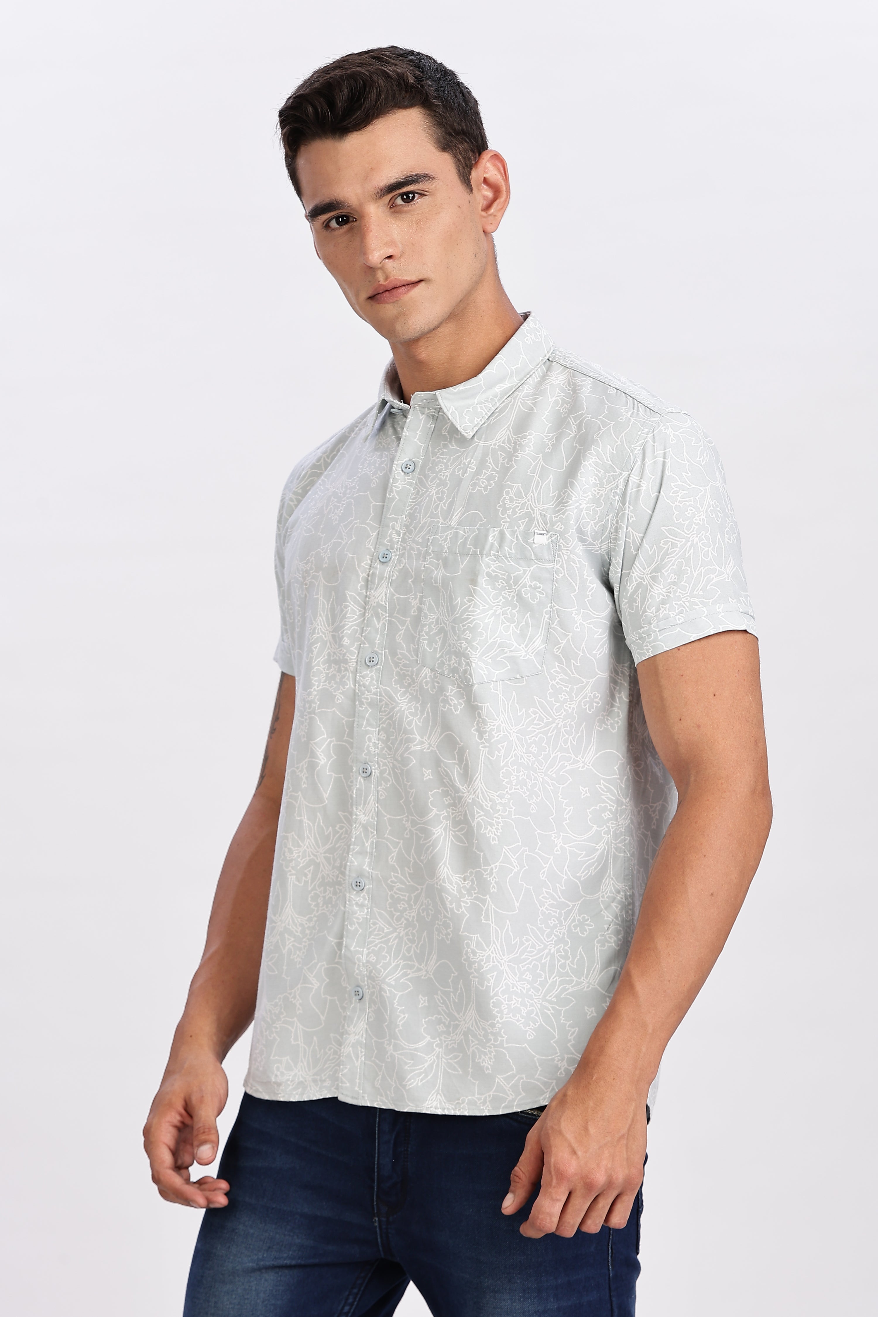 Color Hunt Men's Grey Half Sleeve Rayon Shirt - Regular Fit