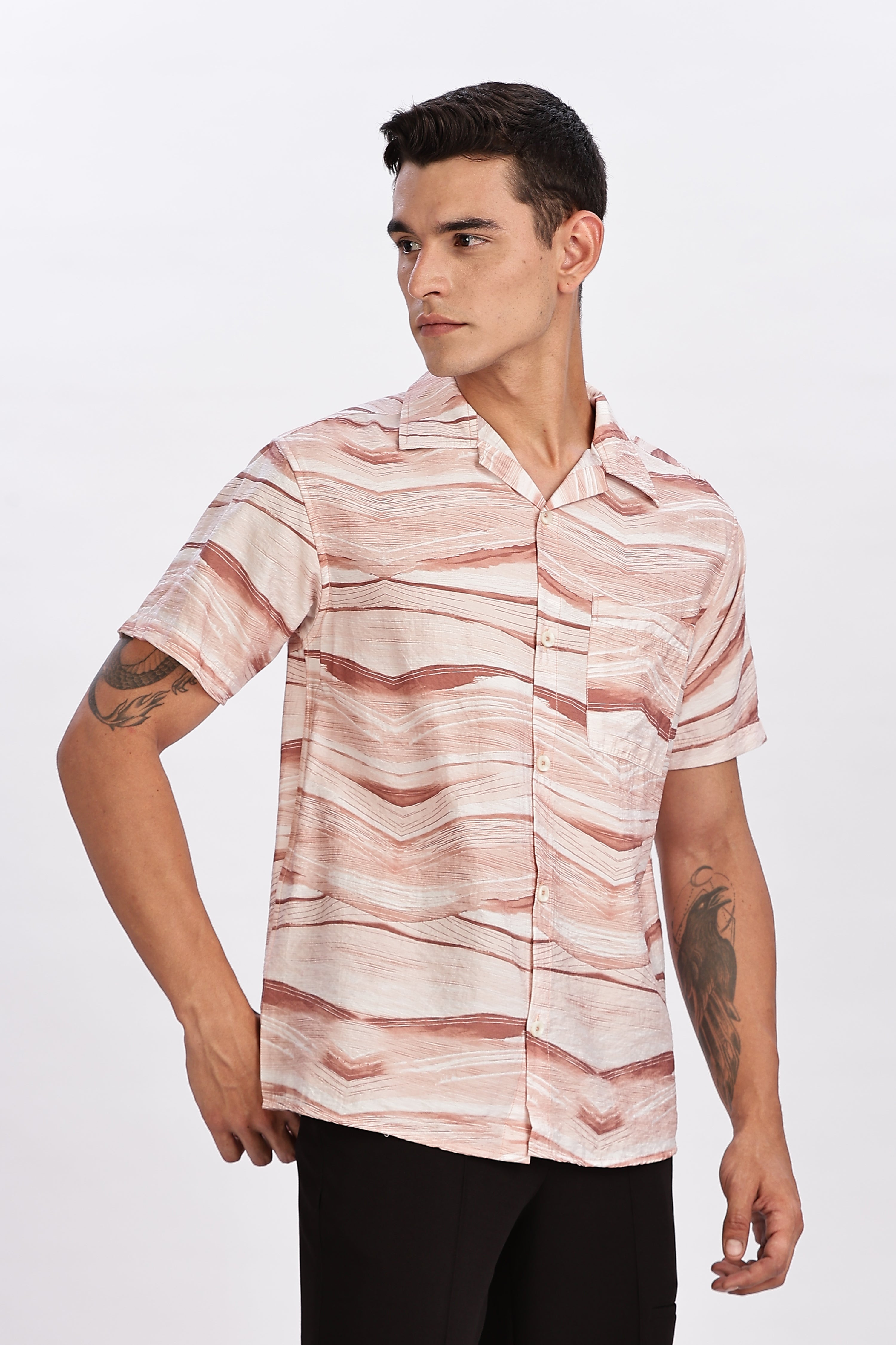 Color Hunt Men's Pink Printed Half Sleeve Poly Shirt