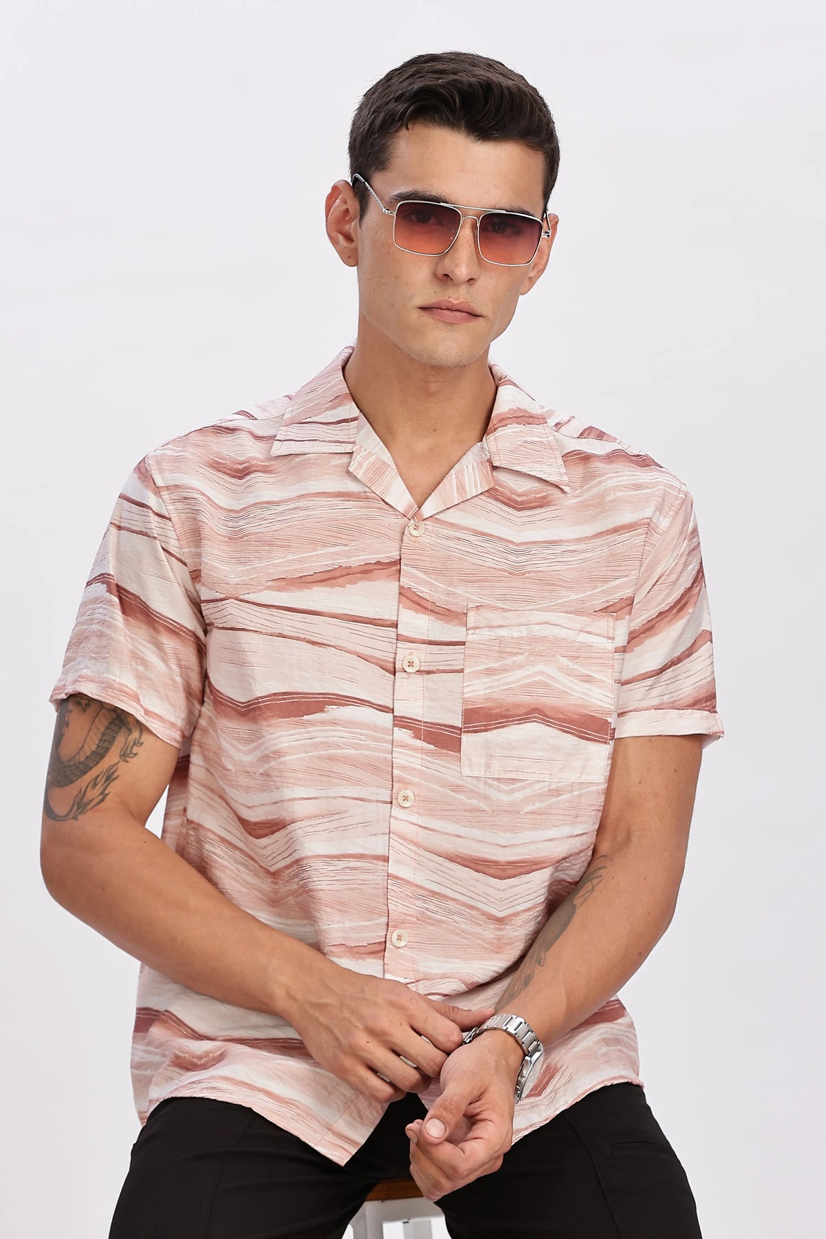 Color Hunt Men's Pink Printed Half Sleeve Poly Shirt