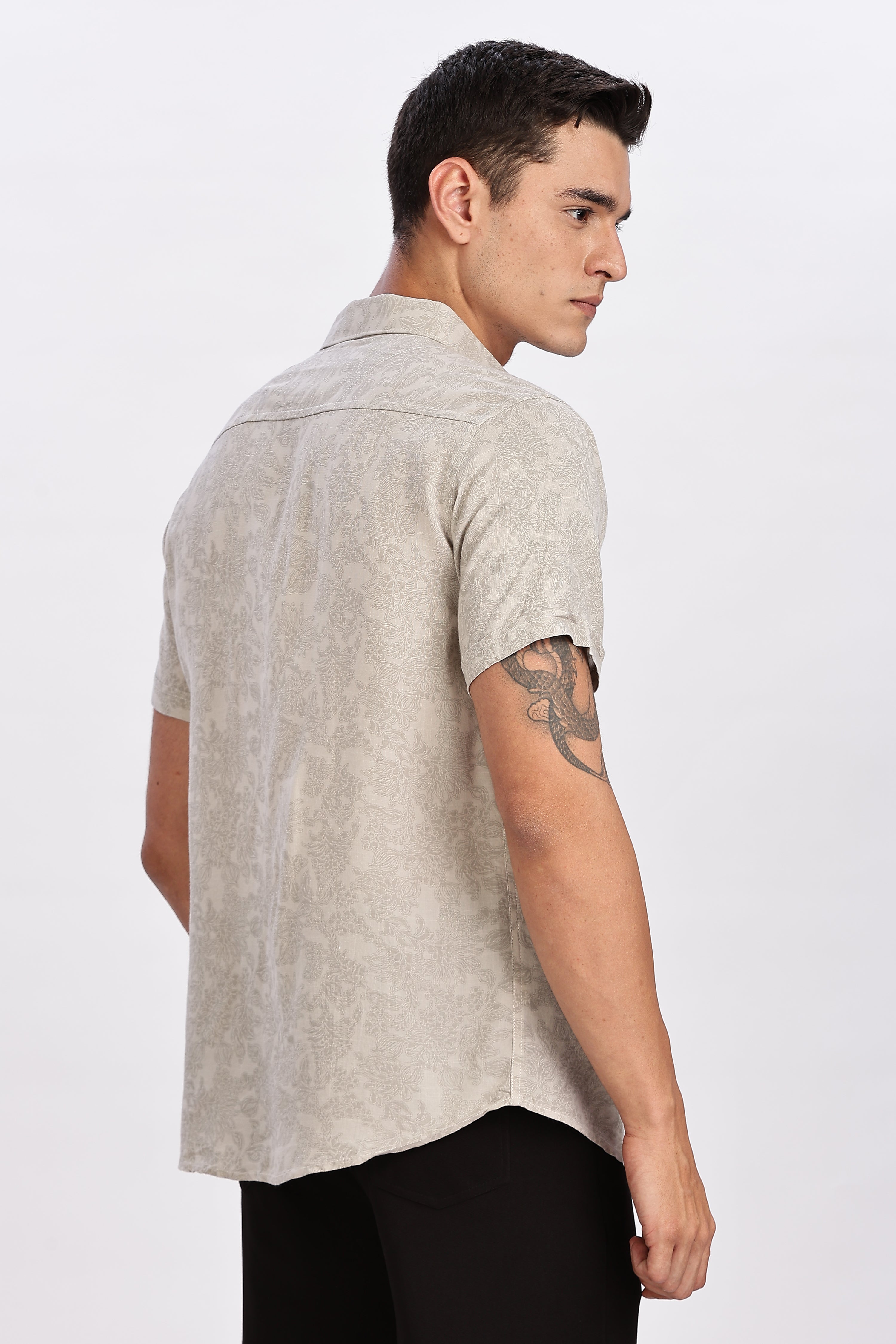 Color Hunt Men's Grey Printed Half Sleeve Rayon Shirt