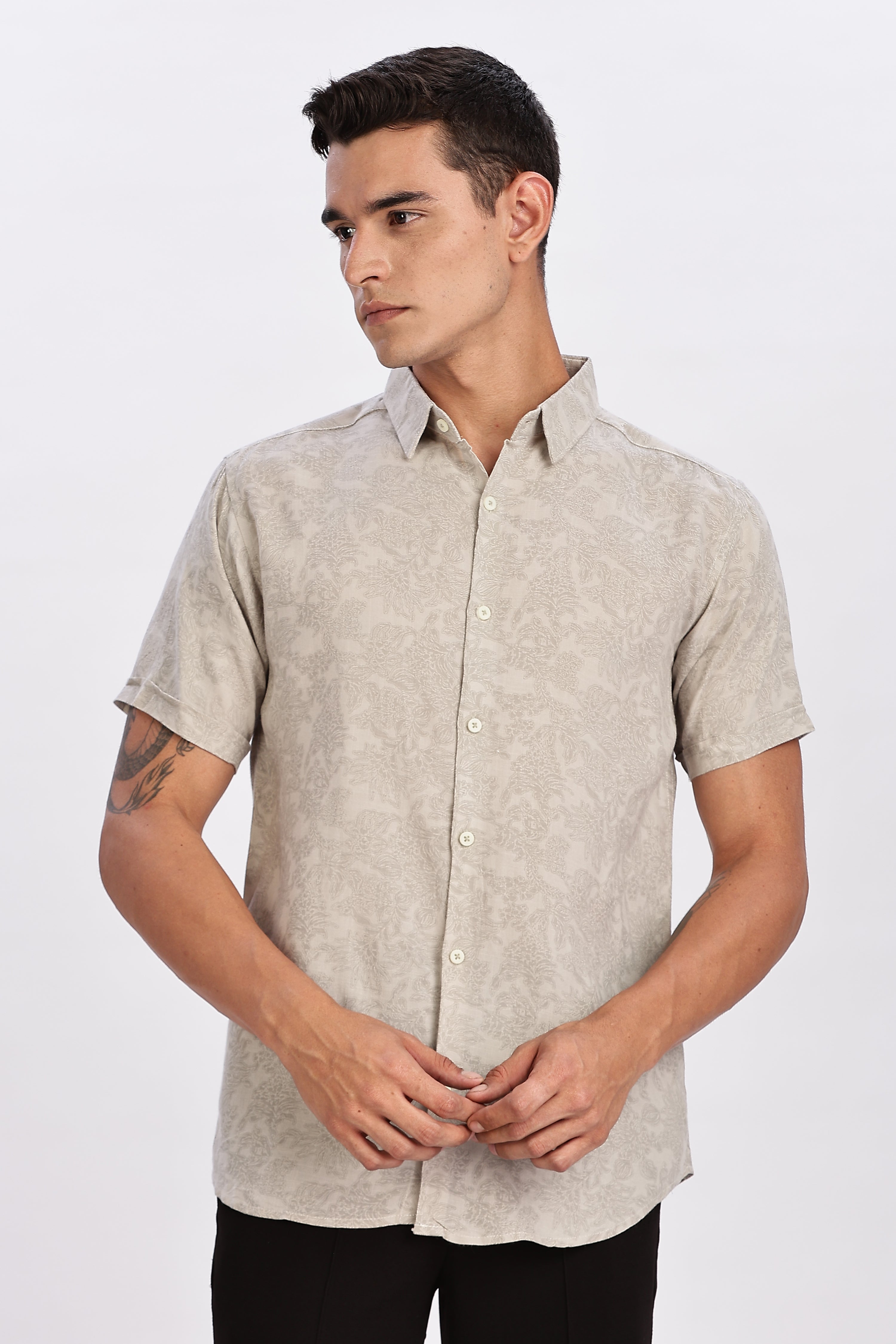 Color Hunt Men's Grey Printed Half Sleeve Rayon Shirt