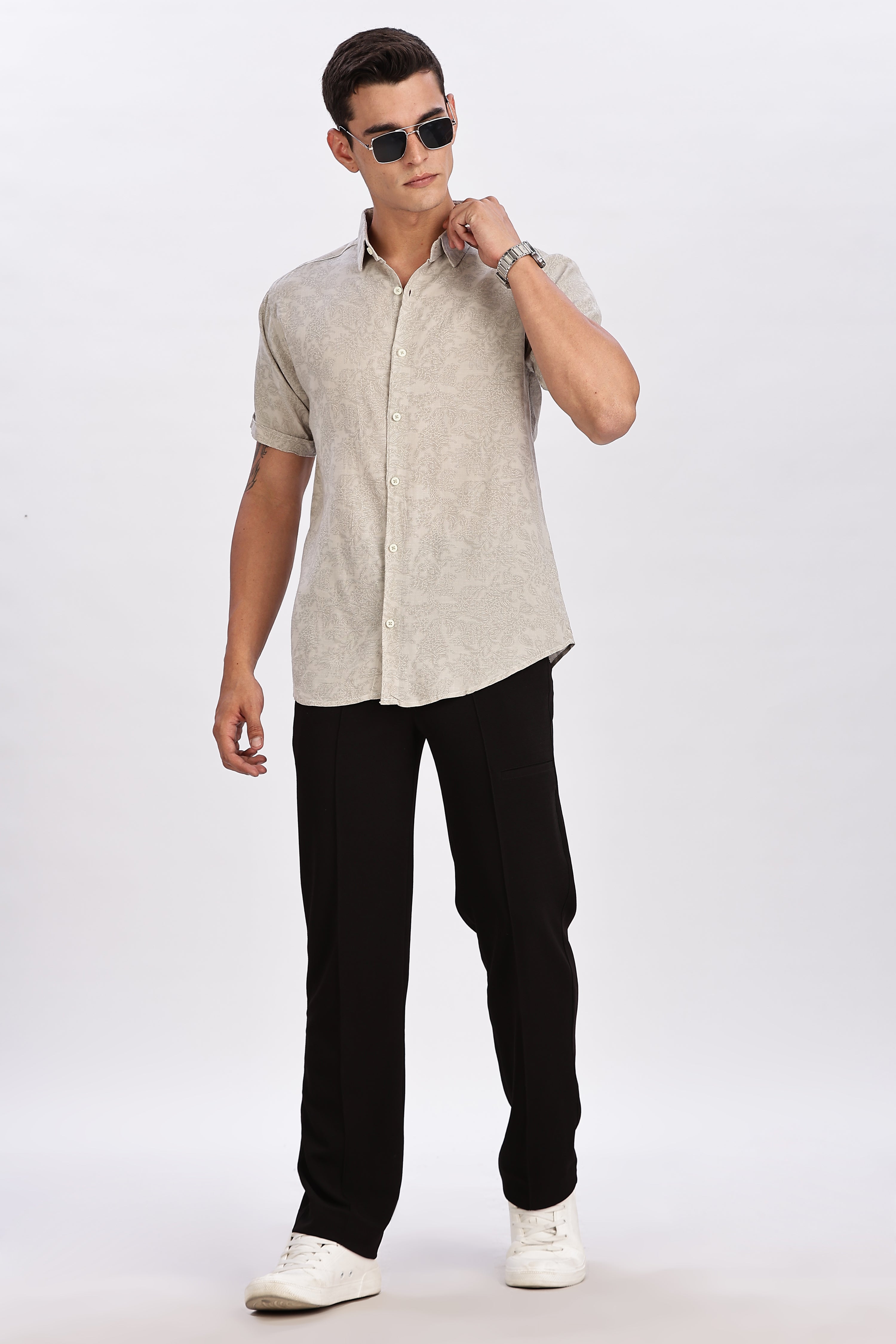 Color Hunt Men's Grey Printed Half Sleeve Rayon Shirt