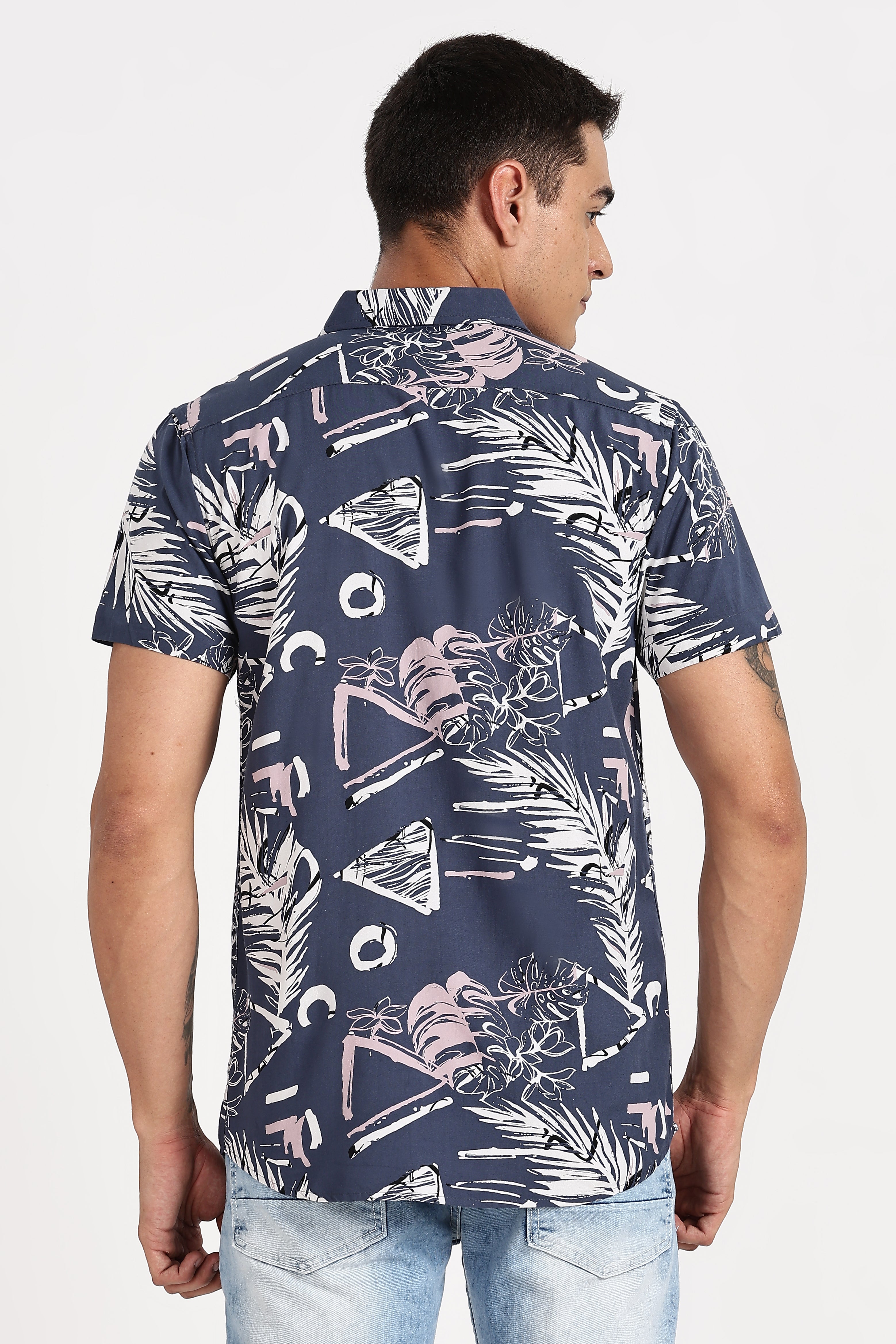 Color Hunt Men's Dark Blue Printed Half Sleeve Shirt