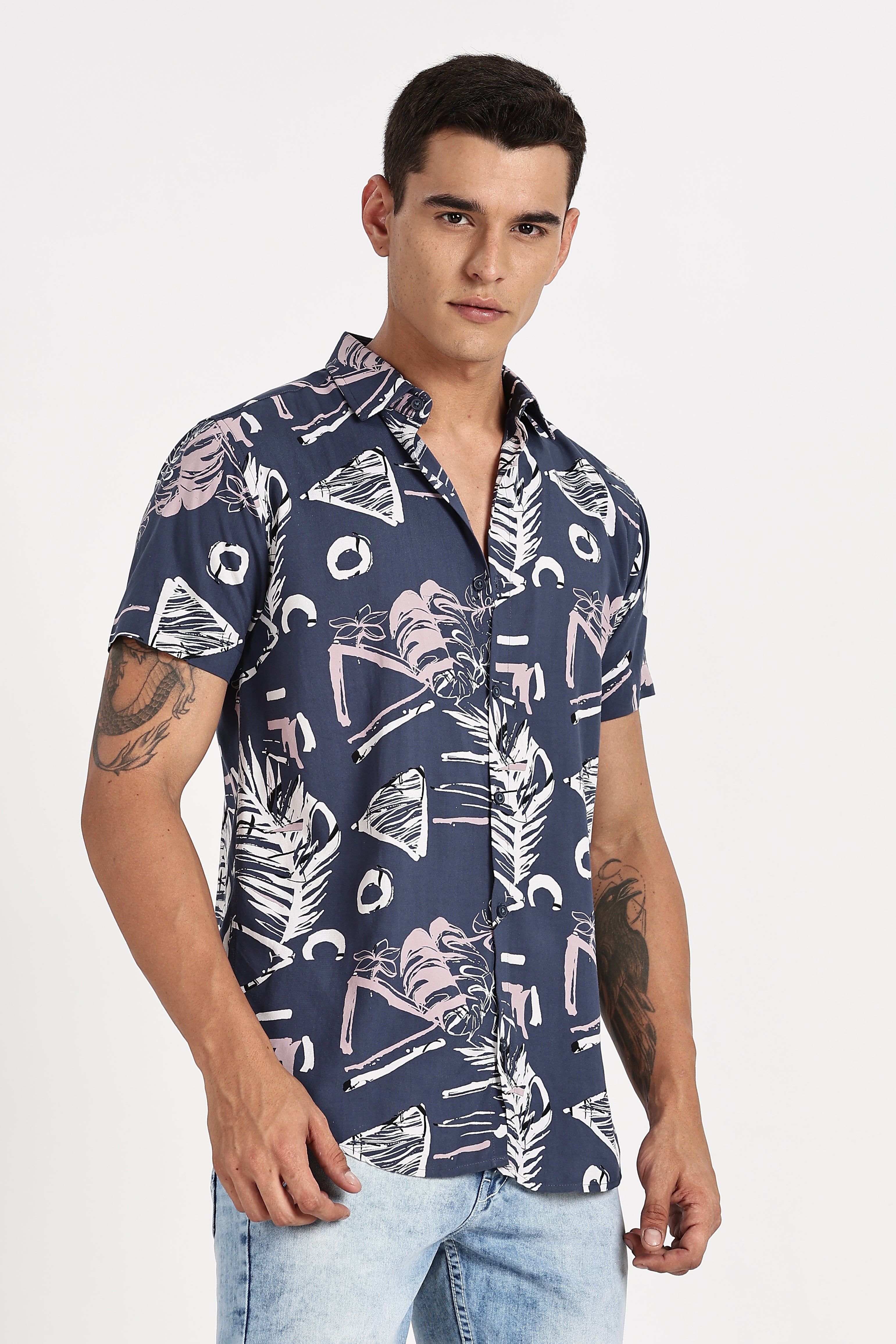 Color Hunt Men's Dark Blue Printed Half Sleeve Shirt