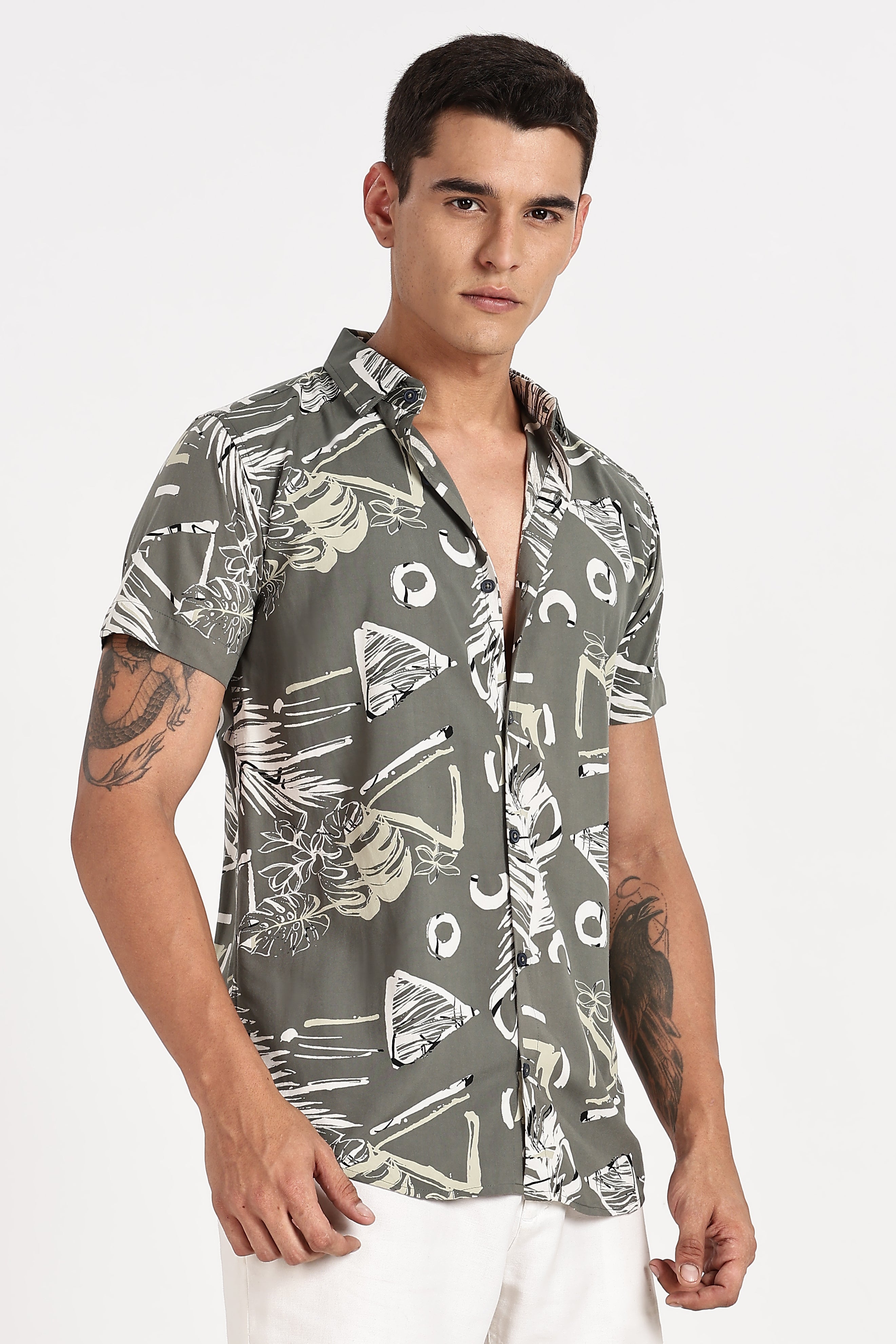 Color Hunt Men's Olive Printed Half Sleeve Poly Cotton Shirt