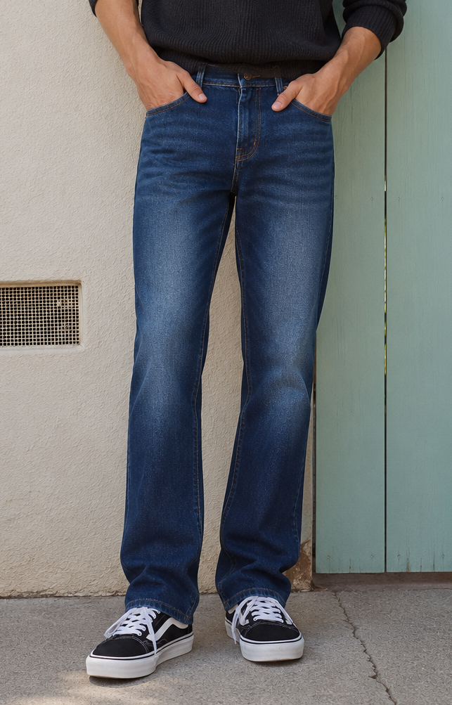 Color Hunt Men's Dark Blue Straight Fit Jeans
