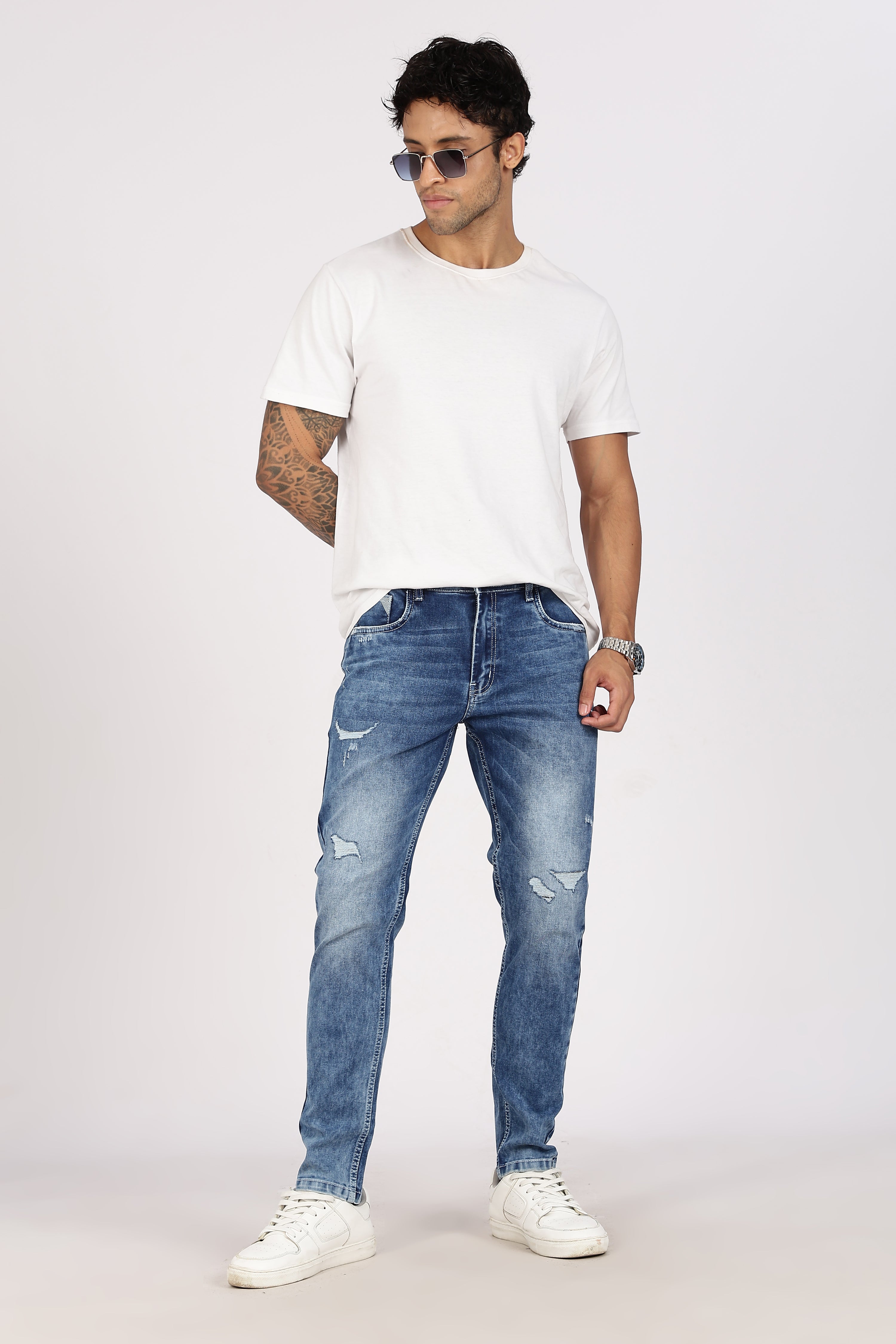 Color Hunt Men's Light Blue Full Length Washed Denim Jeans