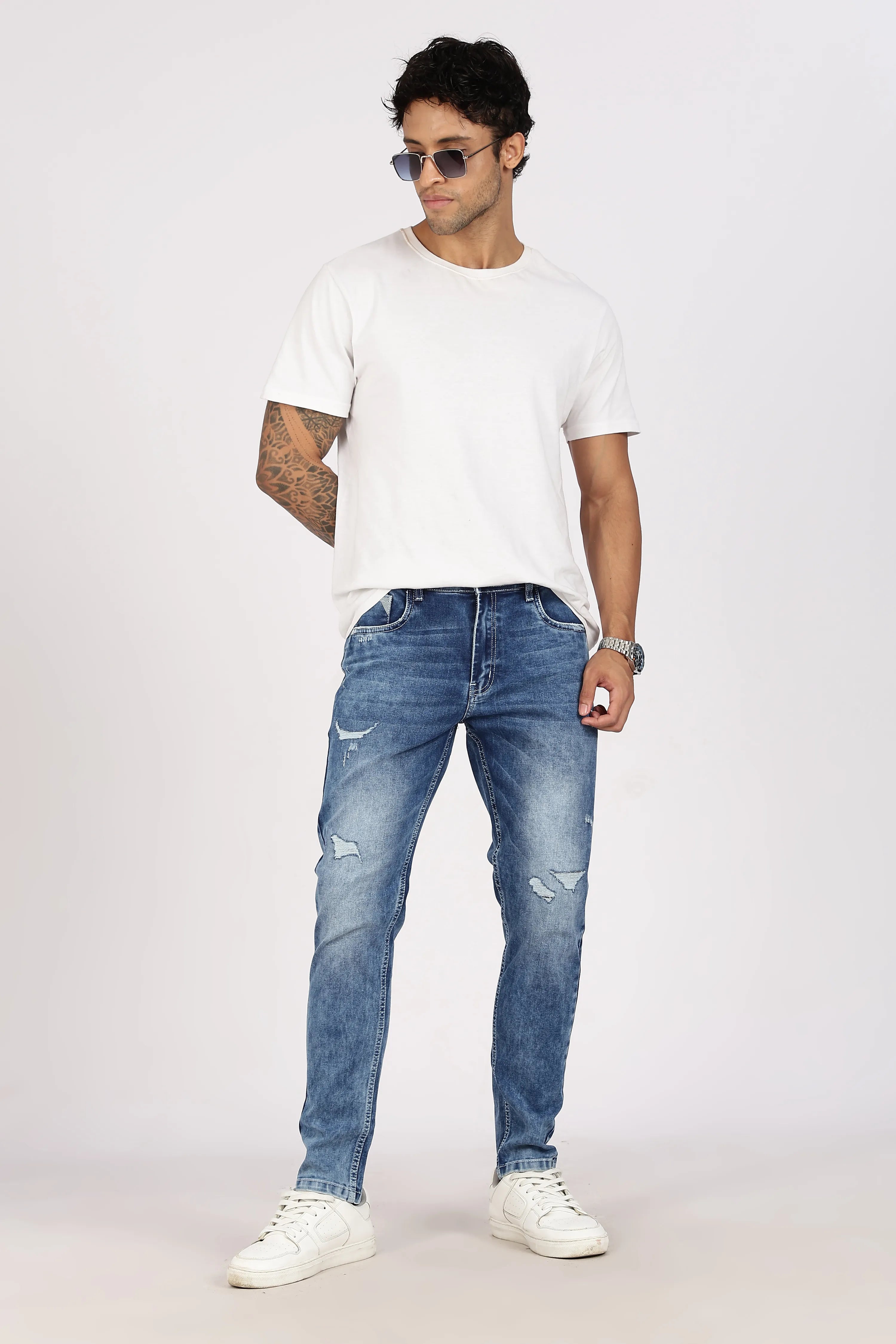 Color Hunt Men's Light Blue Full Length Washed Denim Jeans