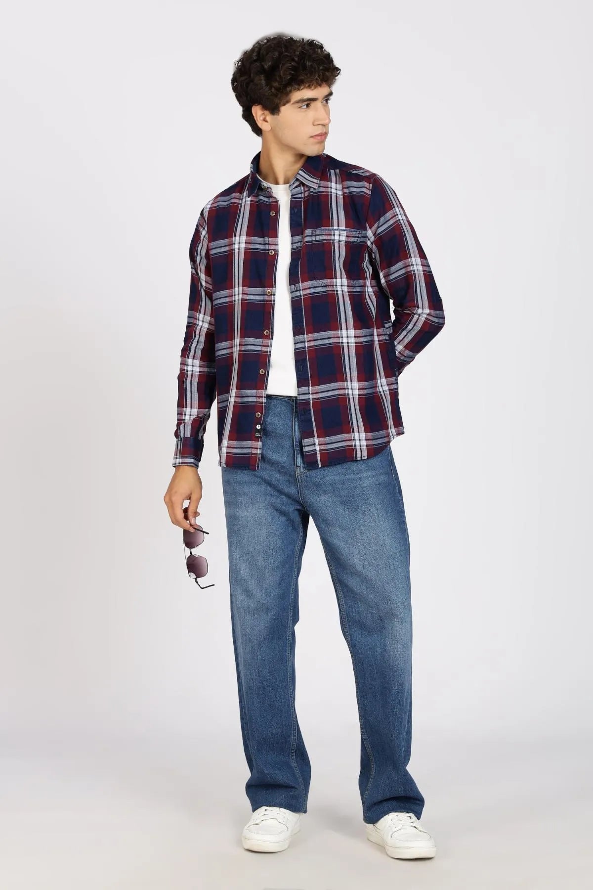 Color Hunt Men Checkered Casual Maroon Shirt