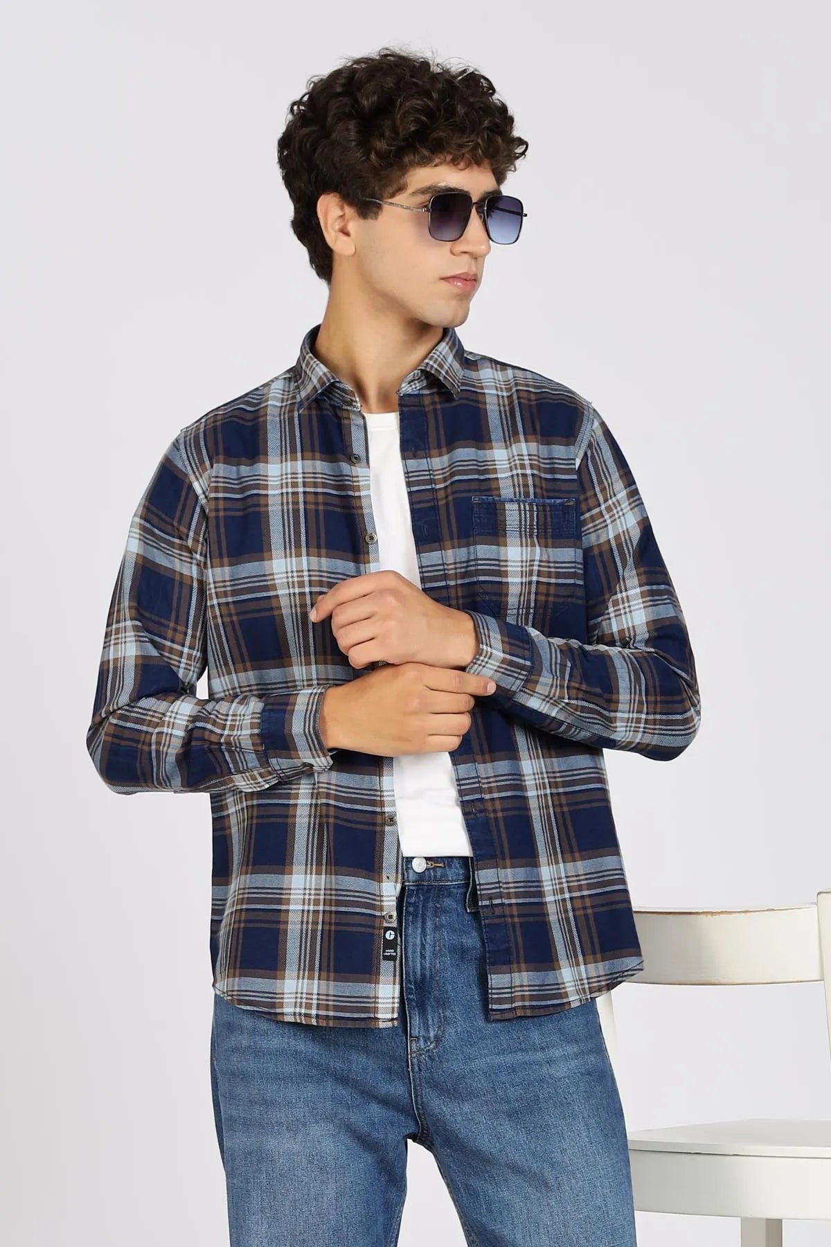 Color Hunt Men Checkered Casual Blue Shirt