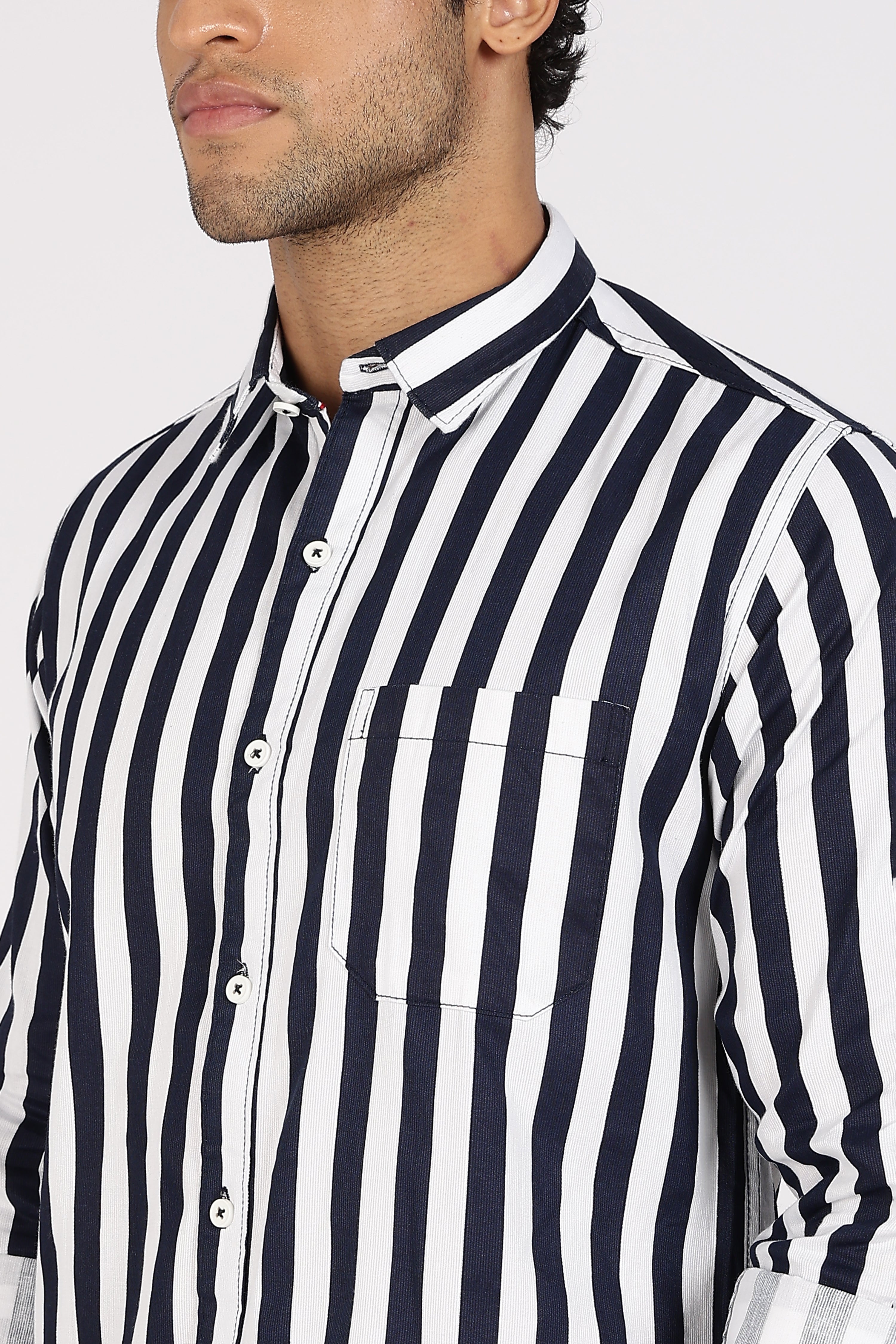 Color Hunt Men's White & Blue Striped Pure Cotton Full Sleeve Shirt