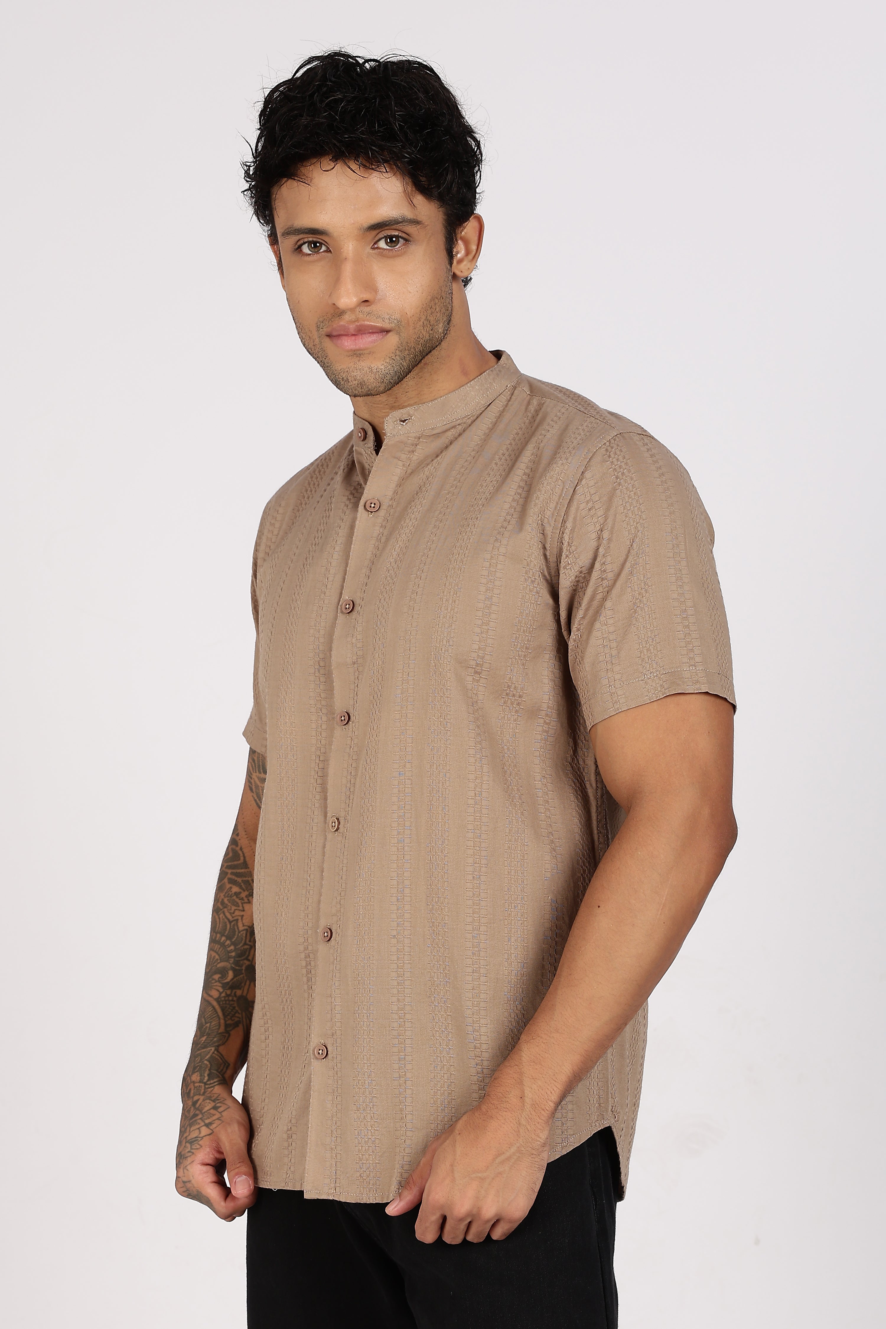 Color Hunt Men's Brown Pure Cotton Half Sleeve Shirt