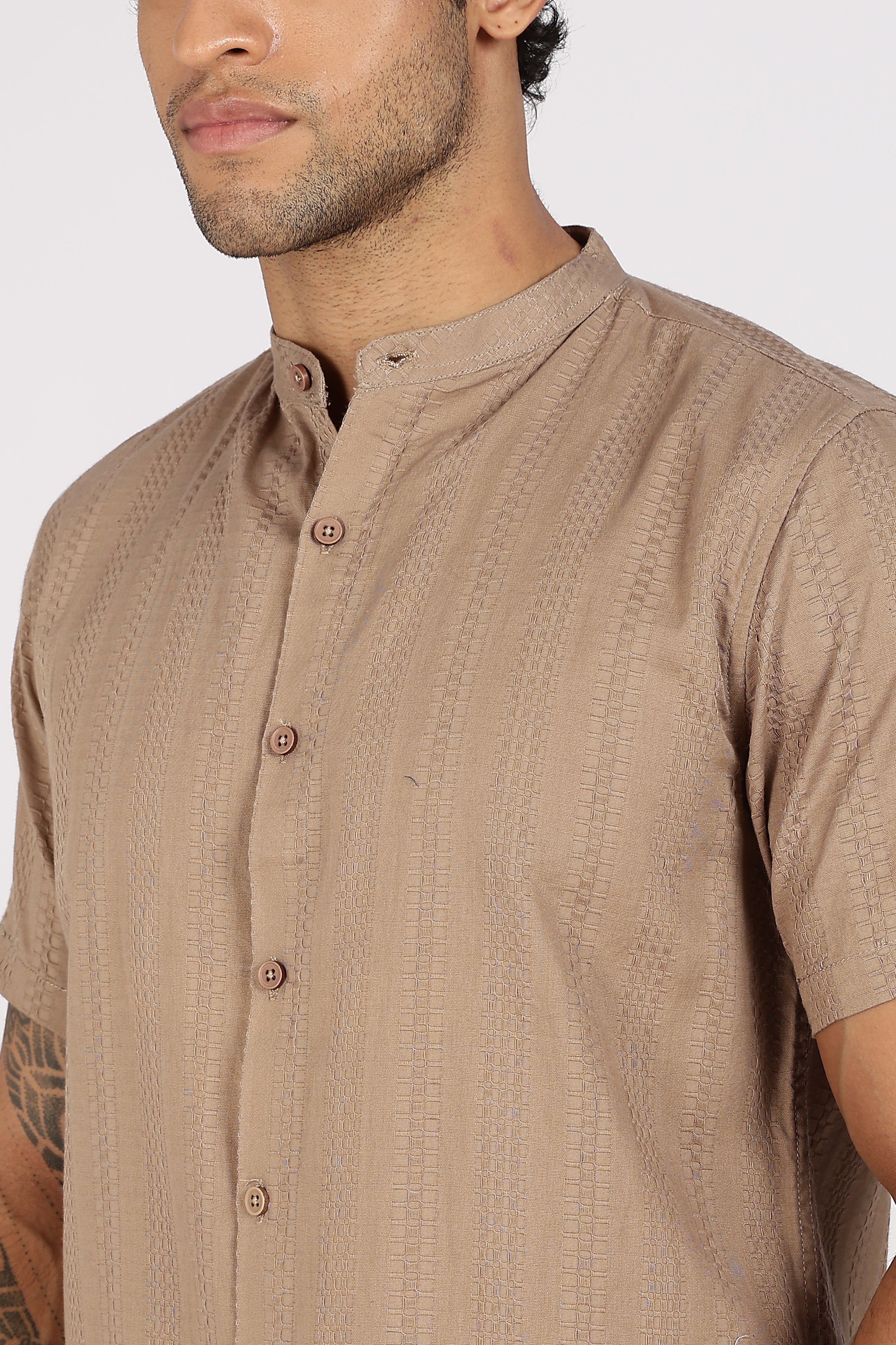 Color Hunt Men's Brown Pure Cotton Half Sleeve Shirt