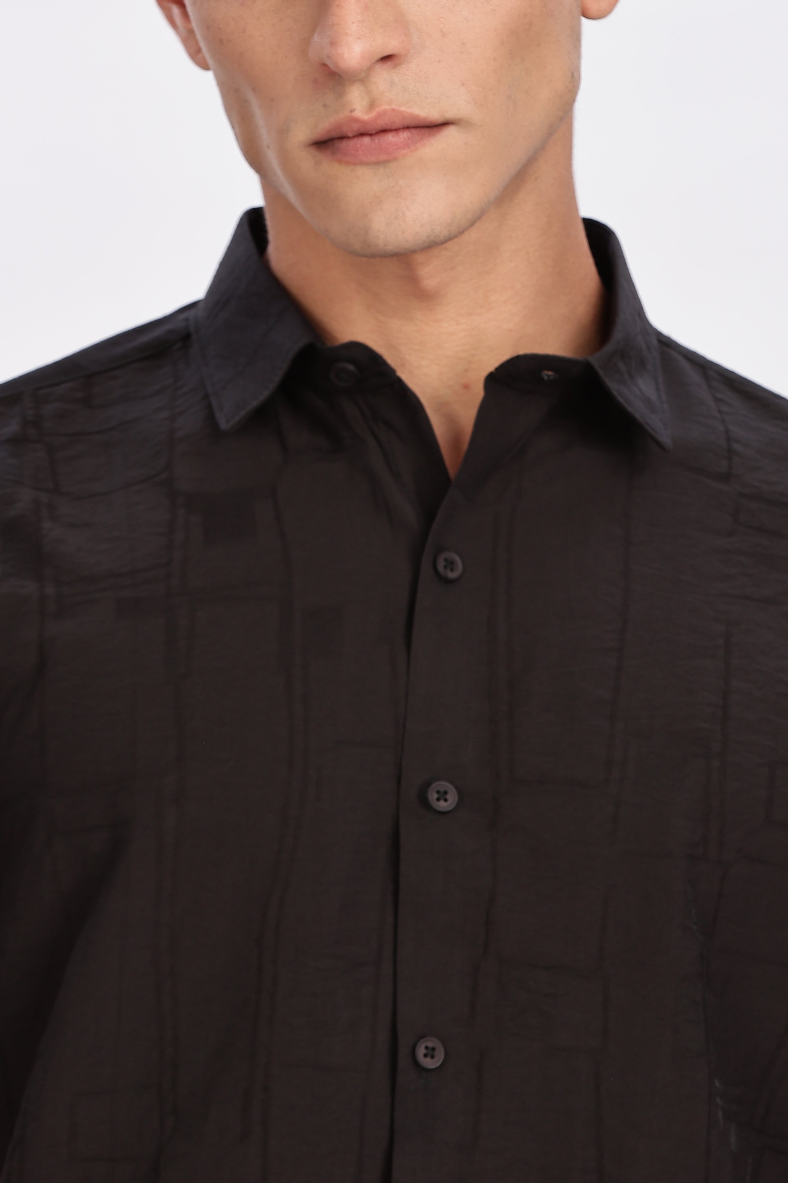 Color Hunt Men's Black Printed Jaquard Half Sleeve Shirt