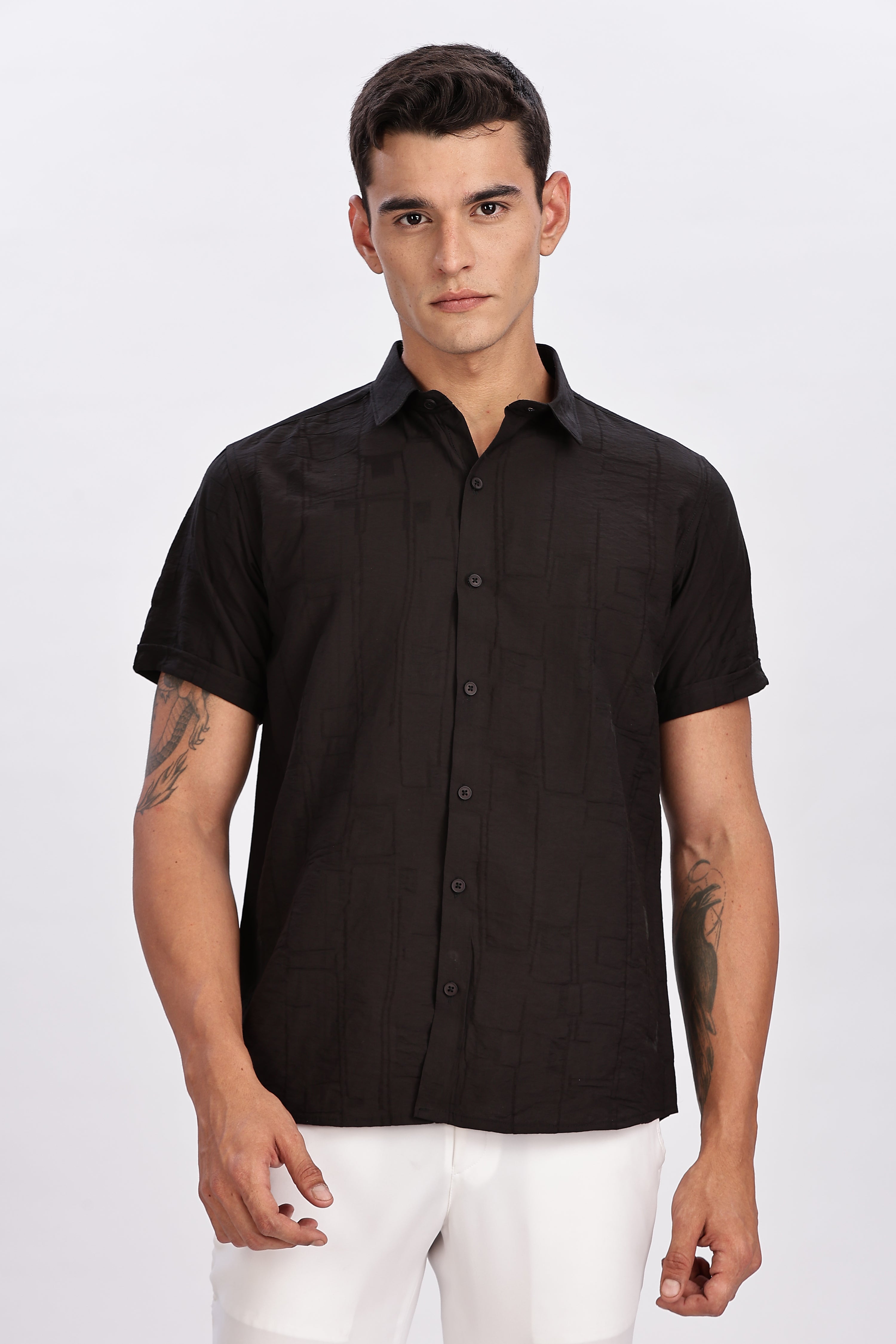 Color Hunt Men's Black Printed Jaquard Half Sleeve Shirt