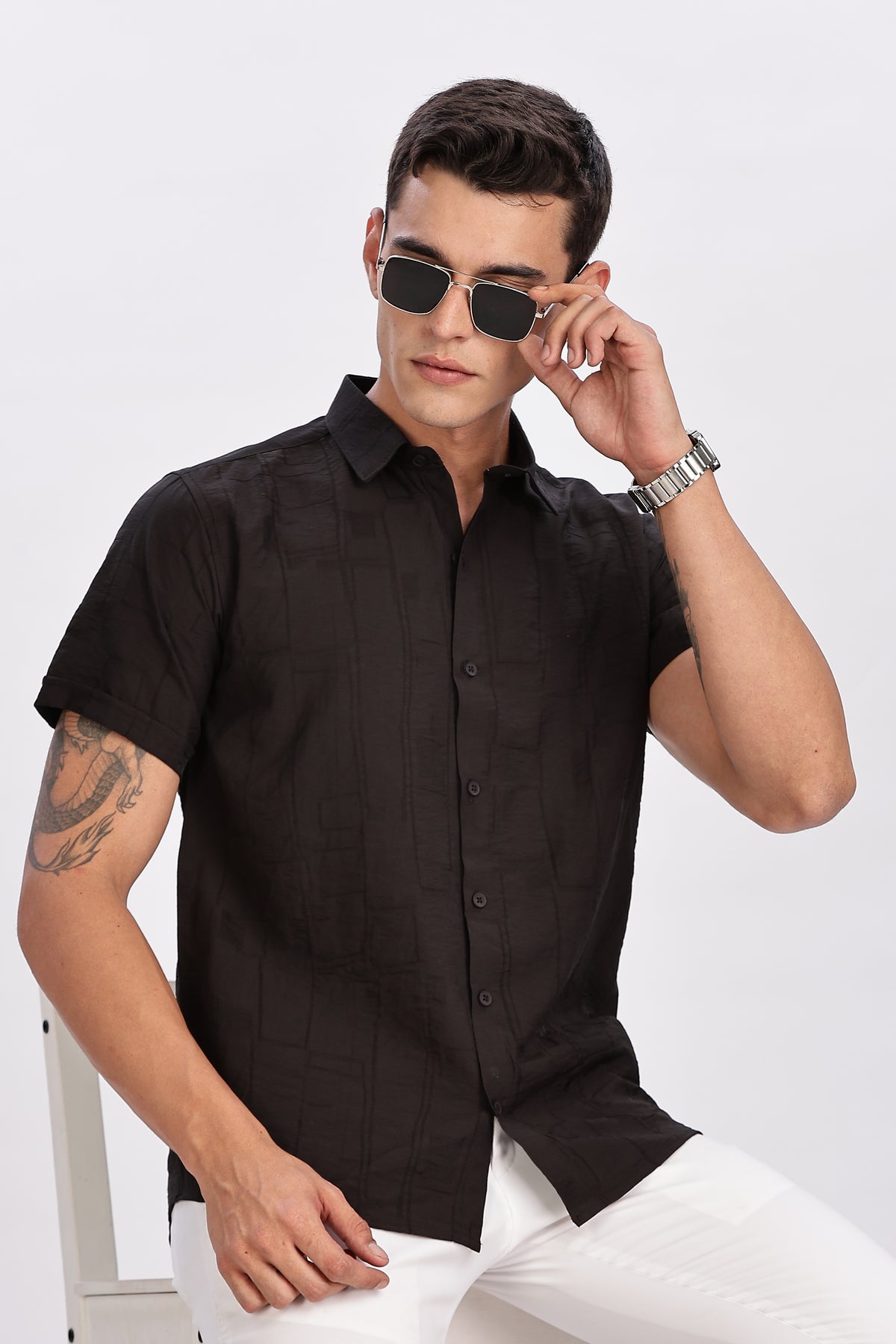 Color Hunt Men's Black Printed Jaquard Half Sleeve Shirt