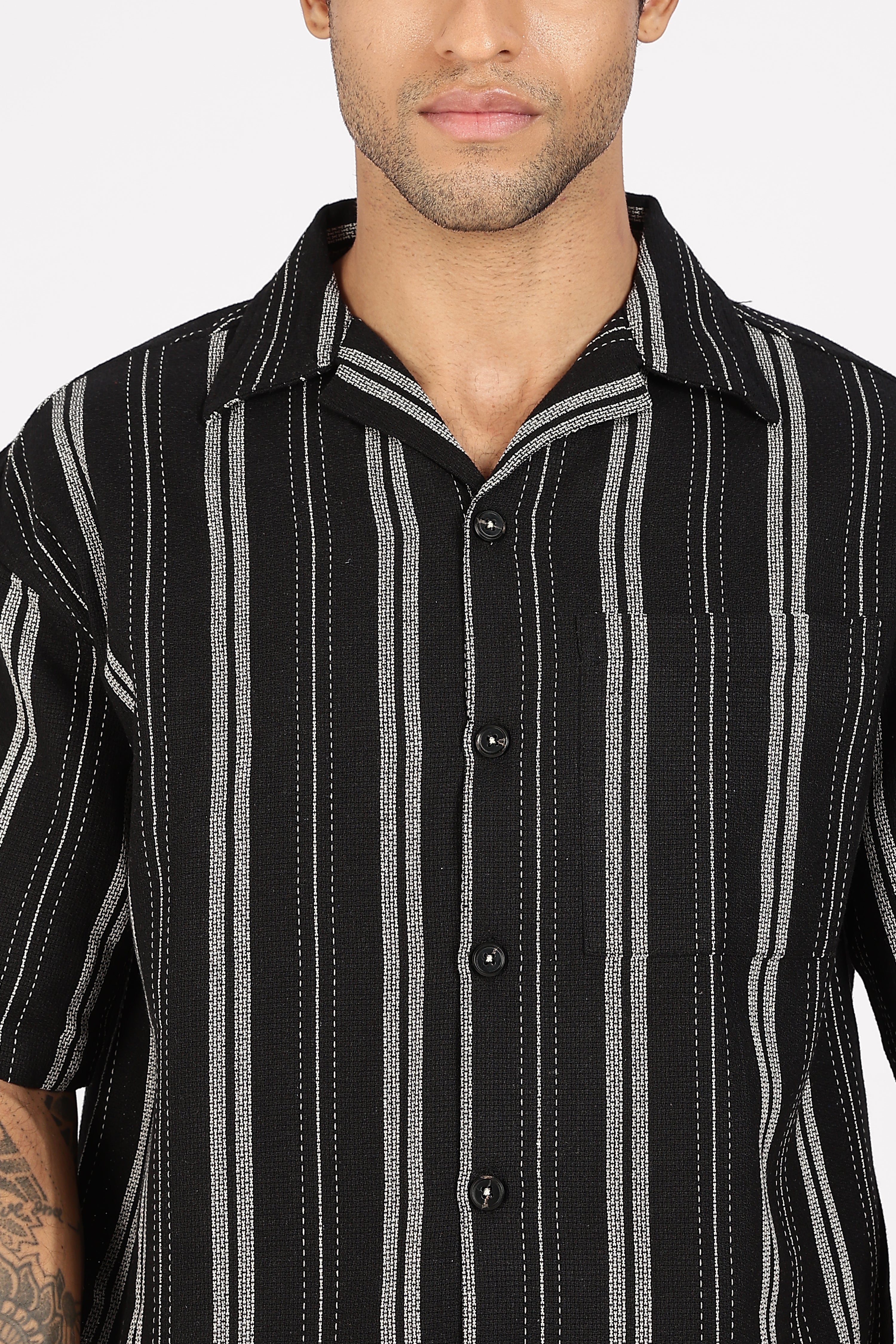 Color Hunt Men's Black Striped Half Sleeve Pure Cotton Shirt