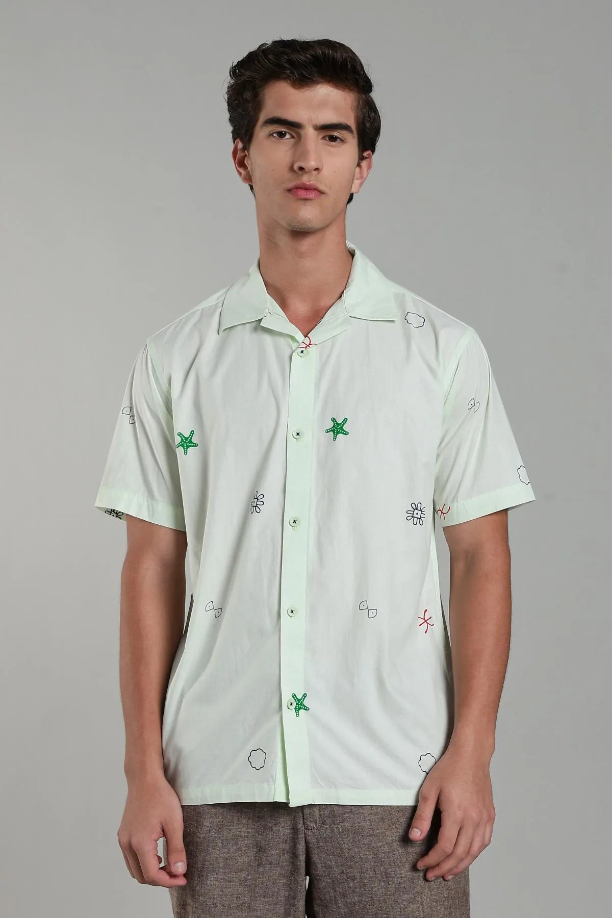 COLOR HUNT Men Printed Casual Green Shirt
