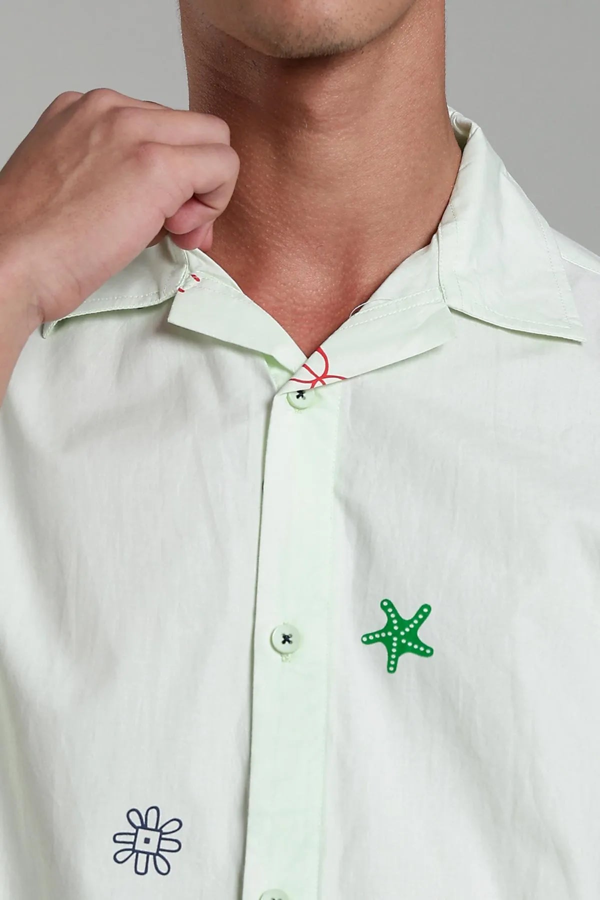 COLOR HUNT Men Printed Casual Green Shirt