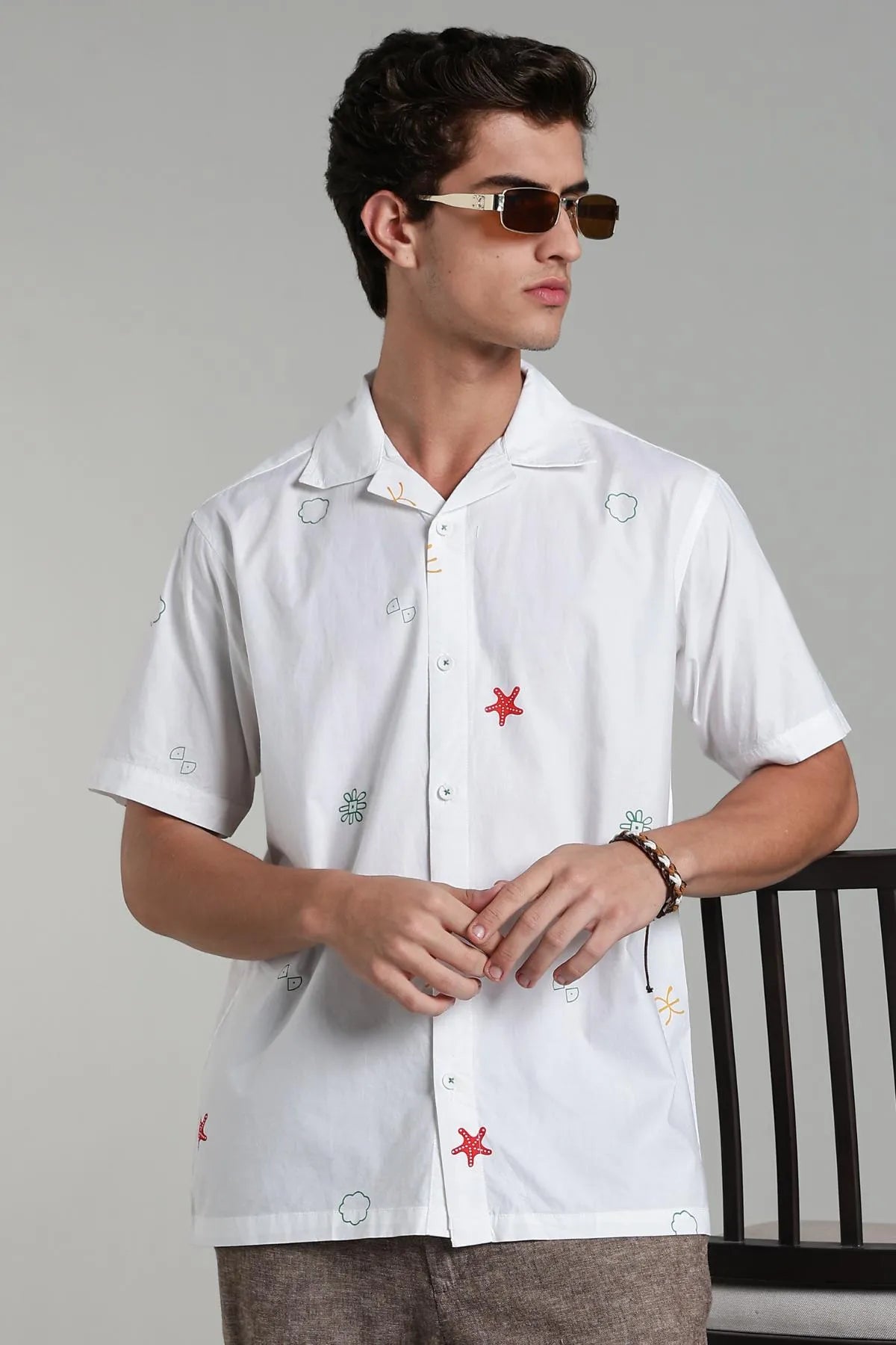 COLOR HUNT Men Printed Casual White Shirt